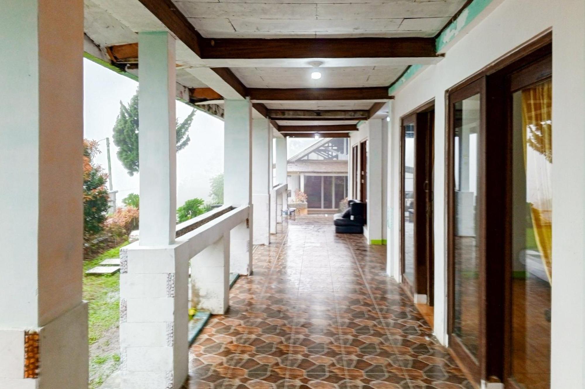 Villa Kampus Near Taman Safari Cisarua Puncak Redpartner โบกอร์ ภายนอก รูปภาพ