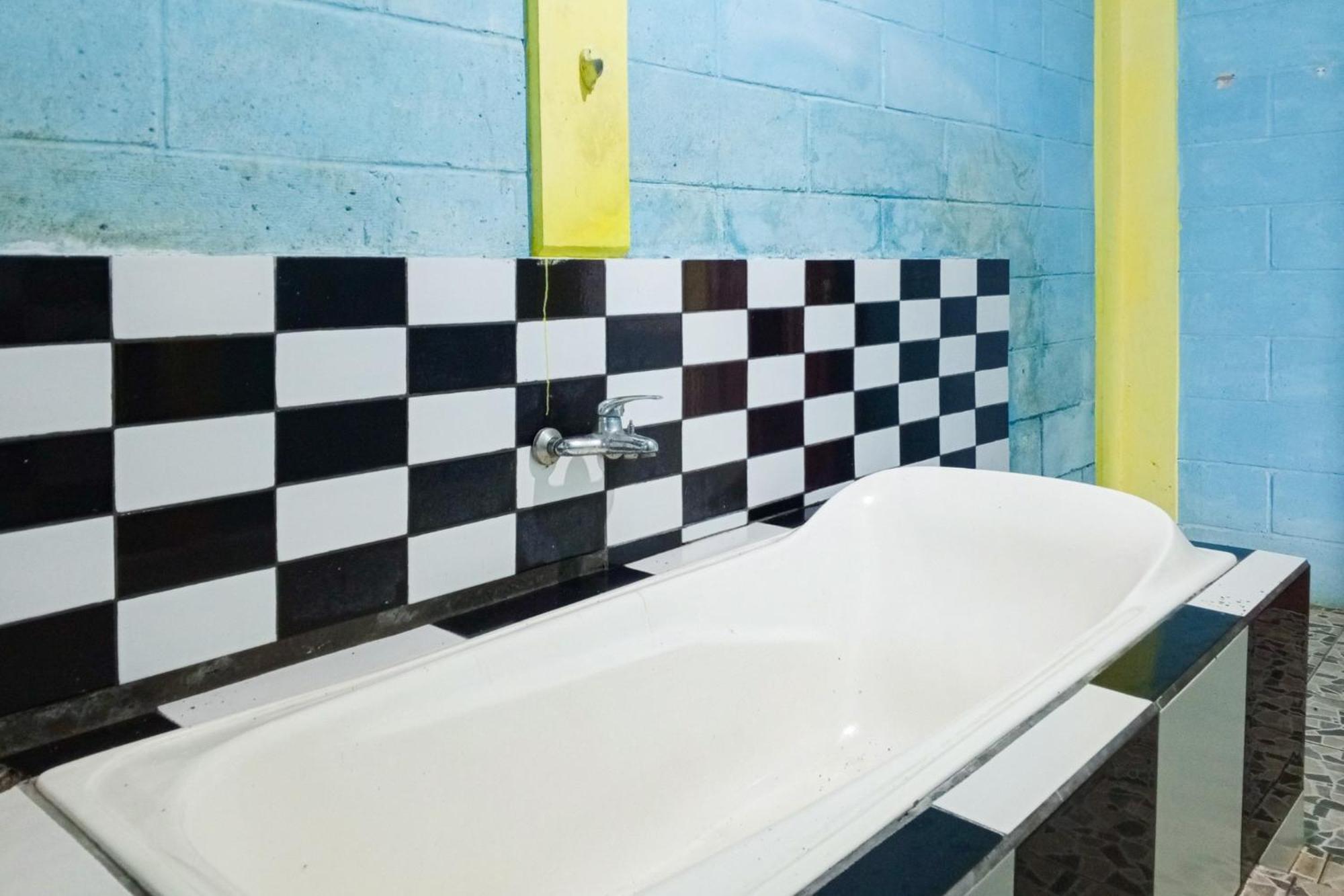 Villa Kampus Near Taman Safari Cisarua Puncak Redpartner โบกอร์ ภายนอก รูปภาพ