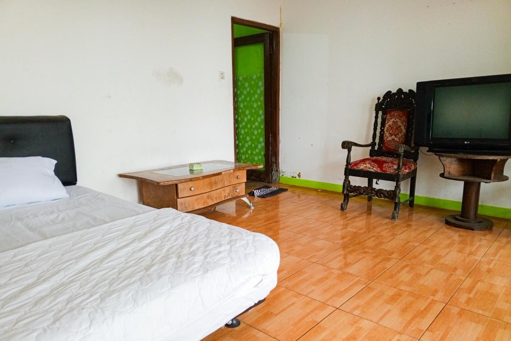 Villa Kampus Near Taman Safari Cisarua Puncak Redpartner โบกอร์ ภายนอก รูปภาพ