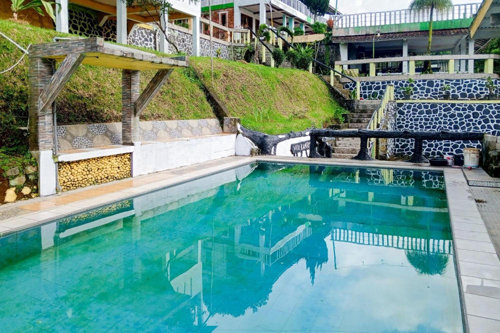 Villa Kampus Near Taman Safari Cisarua Puncak Redpartner โบกอร์ ภายนอก รูปภาพ
