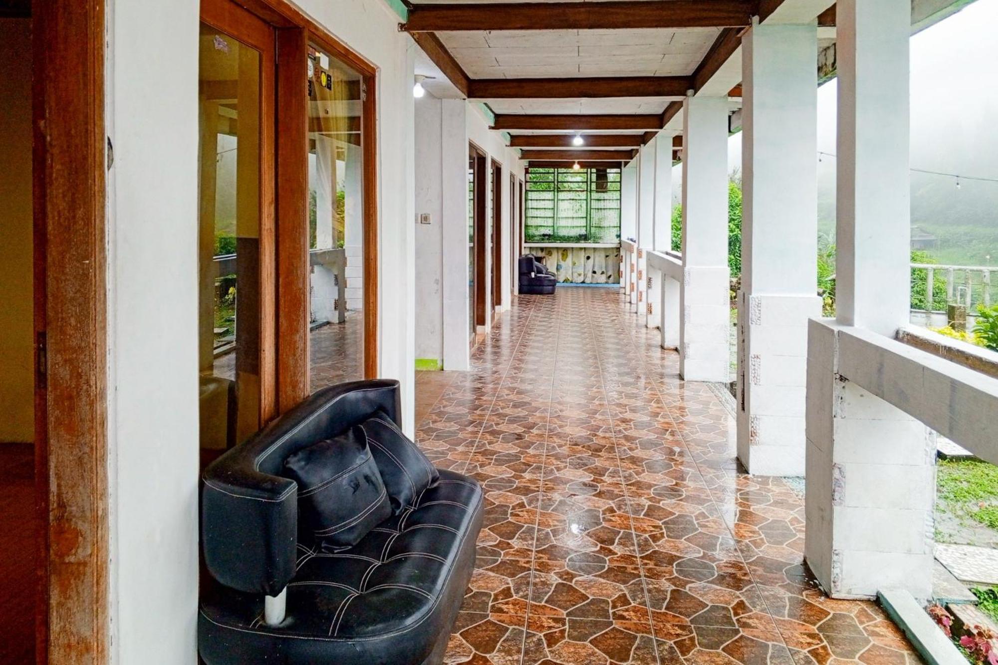 Villa Kampus Near Taman Safari Cisarua Puncak Redpartner โบกอร์ ภายนอก รูปภาพ